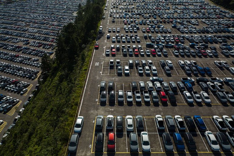 Leia mais sobre o artigo Licenciamento de carros de passeio tem alta de 24,5% em julho