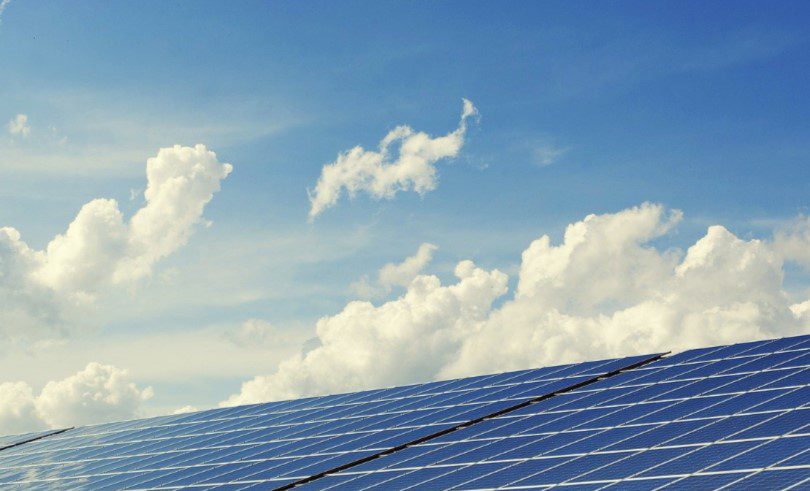 No momento, você está visualizando Energia solar: Seguro é fundamental na proteção e manutenção dos painéis fotovoltaicos