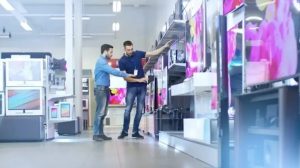 Leia mais sobre o artigo TV, geladeira e mais: seguro garantia estendida cresce 4 vezes mais que varejo; como funciona?