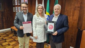 Leia mais sobre o artigo Vice-presidente da Rede Feminina de Combate ao Câncer agradece Sindseg PR/MS pelo apoio