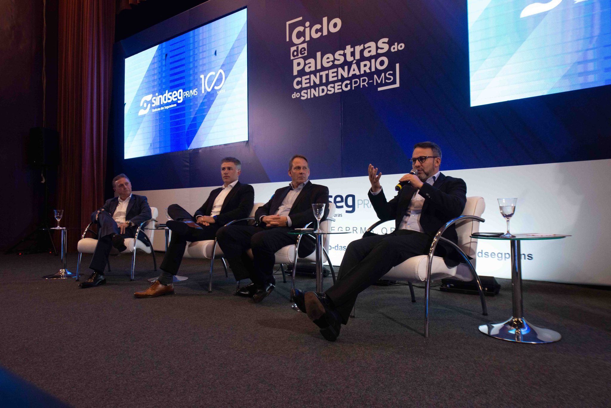 No momento, você está visualizando “Uma verdadeira aula sobre três diferentes segmentos do Seguro”, disse Altevir Prado sobre 3º evento do Ciclo de Palestras do Centenário