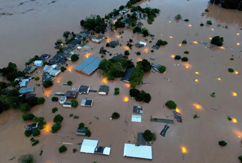 No momento, você está visualizando Seguradoras montam ‘operação de guerra’ para resgatar ilhados no Rio Grande do Sul