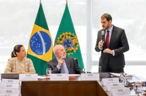 Leia mais sobre o artigo Governo Federal formaliza acordo de R$ 1.7 bilhão em indenizações para proprietários de prédios-caixão condenados 
