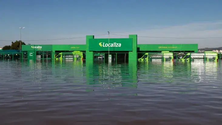 No momento, você está visualizando Seguro não cobre e locadoras do RS perdem 3.000 carros em enchentes