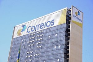 Leia mais sobre o artigo Empresa acusa Correios de fraude em seguros e cobra R$387 milhões na justiça