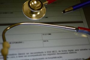 Leia mais sobre o artigo Entenda as novas regras para cancelar plano de saúde por dívida