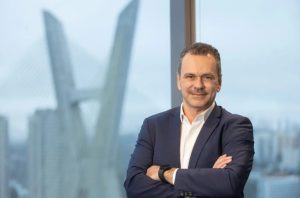 Leia mais sobre o artigo Zurich avança em seguro auto com inovação em processos e serviços aos corretores e clientes