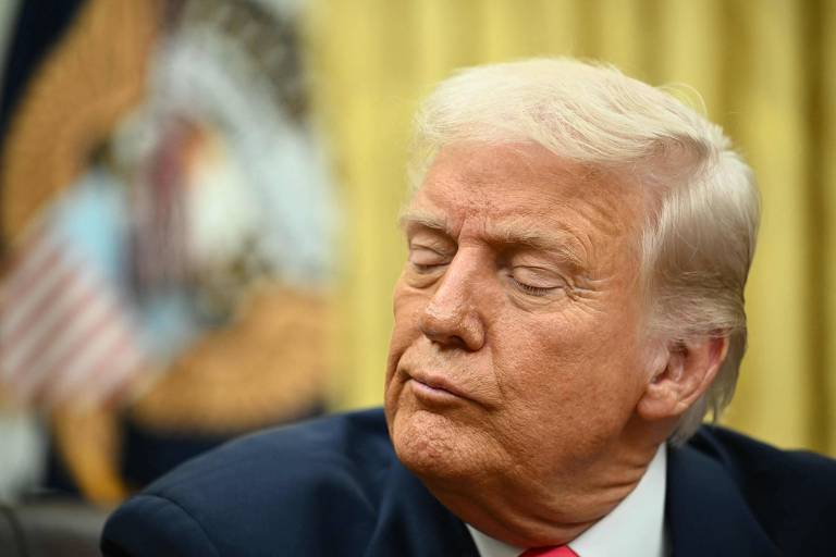 No momento, você está visualizando Grande aposta de Trump é que americanos aceitarão recessão econômica para restaurar a indústria