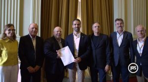 Leia mais sobre o artigo Lideranças entregam convite do BRASESUL 2025 ao governador Eduardo Leite