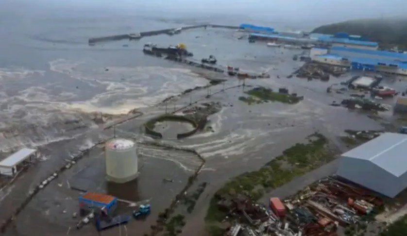 Leia mais sobre o artigo Japão e EUA emitem alertas de tsunami após terremoto de magnitude 8,8 atingir a Rússia